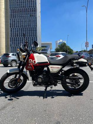 ROYAL ENFIELD SCRAM 411 